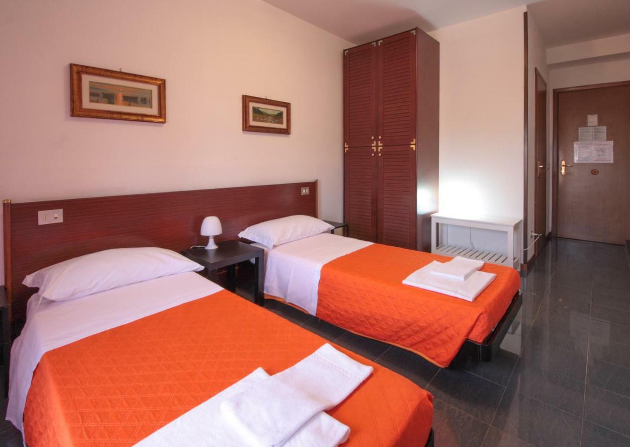 Hotel Rose&Crown Correggio Exterior photo